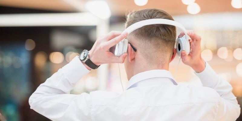 Back-to-Office Confidence: Hair Systems for Commutes, Headphones & First Impressions
